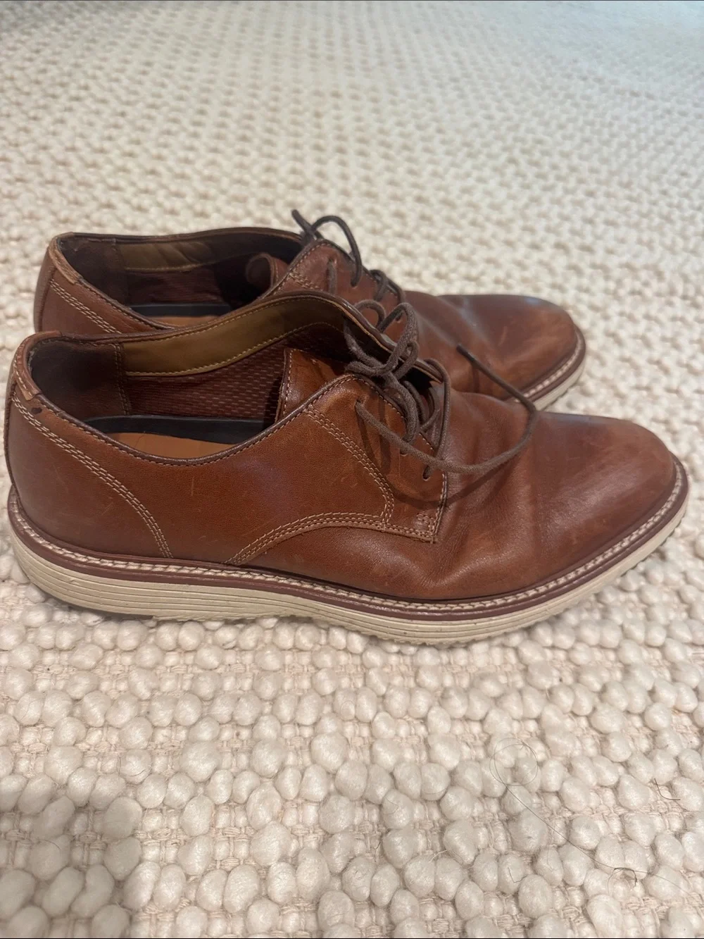 Johnston & Murphy Men's Brown Leather Chukka Boots